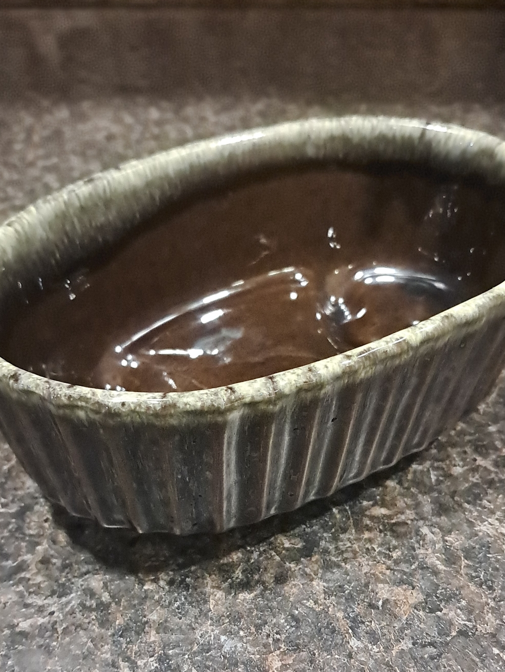 Vintage Hull Pottery F39 Planter 7"× 4.5"×3"
